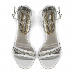 Szare sandały z łańcuszkiem 5AD001812323L