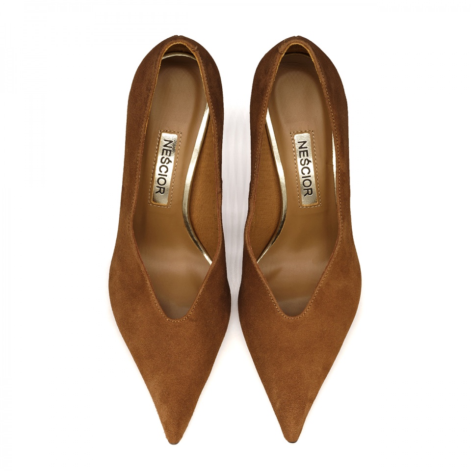 Rude zamszowe szpilki z długim czubem 142B