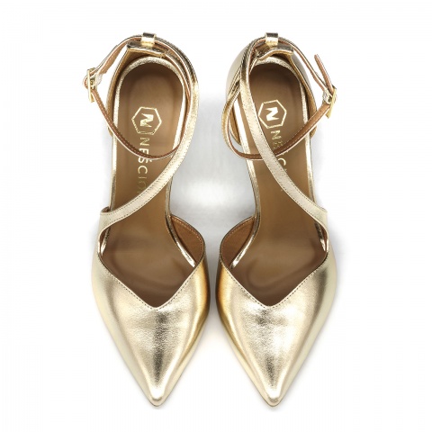 Złote sk&oacute;rzane szpilki z paskami 231H