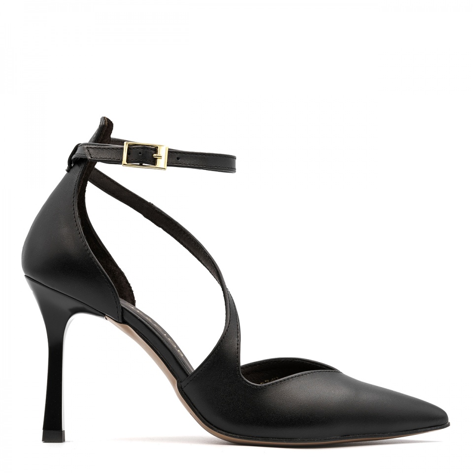 Czarne skórzane szpilki z paskami 231H