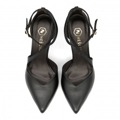 Czarne skórzane szpilki z paskami 231H