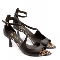 Czekoladowe skórzane sandały w szpic i panterą 299B