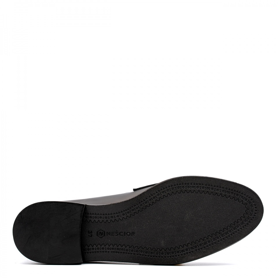 Czarne skórzane półbuty 44N