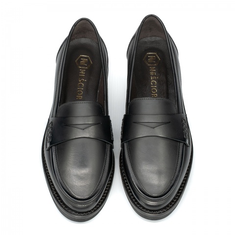 Czarne sk&oacute;rzane p&oacute;łbuty 44N