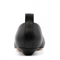 Czarne skórzane baleriny w szpic 298B