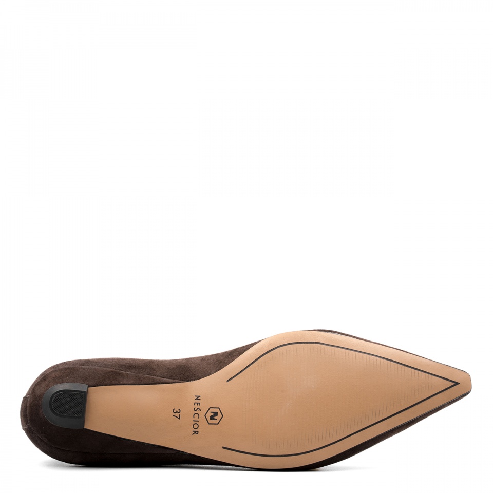 Czekoladowe zamszowe baleriny w szpic 298B