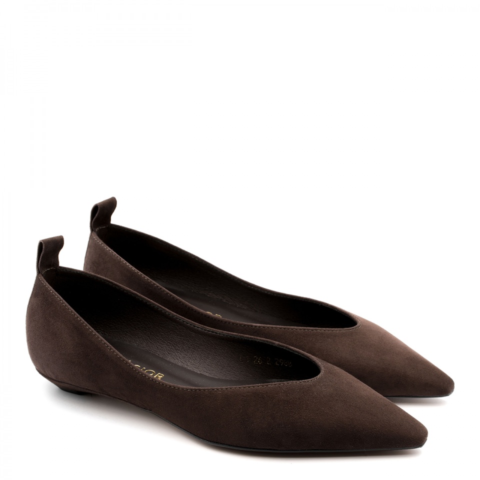 Czekoladowe zamszowe baleriny w szpic 298B