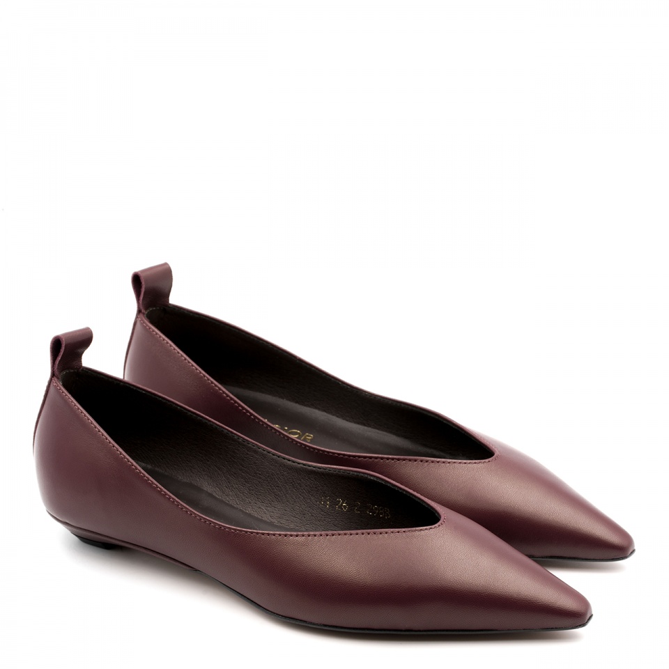 Bordowe skórzane baleriny w szpic 298B