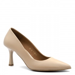 Beżowe skórzane czółenka 303C