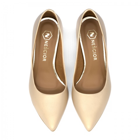 Beżowe sk&oacute;rzane cz&oacute;łenka 303C