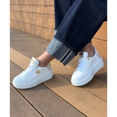 Białe sznurowane sneakersy 237H