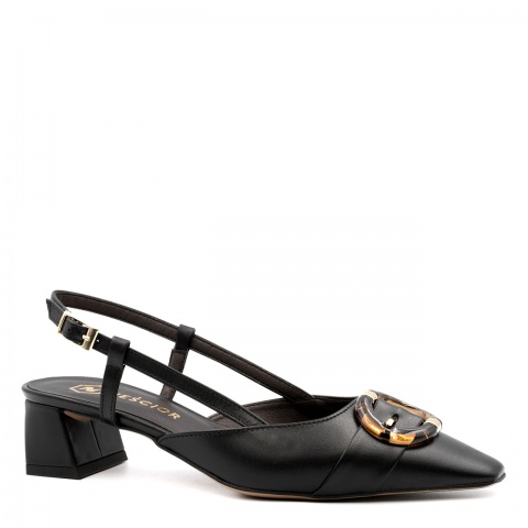 Czarne skórzane czółenka bez pięty 277V