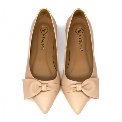 Beżowe sk&oacute;rzane baleriny z kokardą 305K