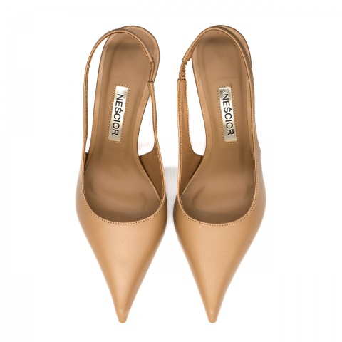 Karmelowe sk&oacute;rzane szpilki bez pięty 142V