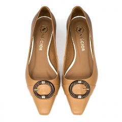 Karmelowe czółenka z kwadratowym noskiem 277C