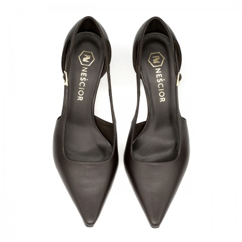 Czekoladowe cz&oacute;lenka z wycięciami 304A