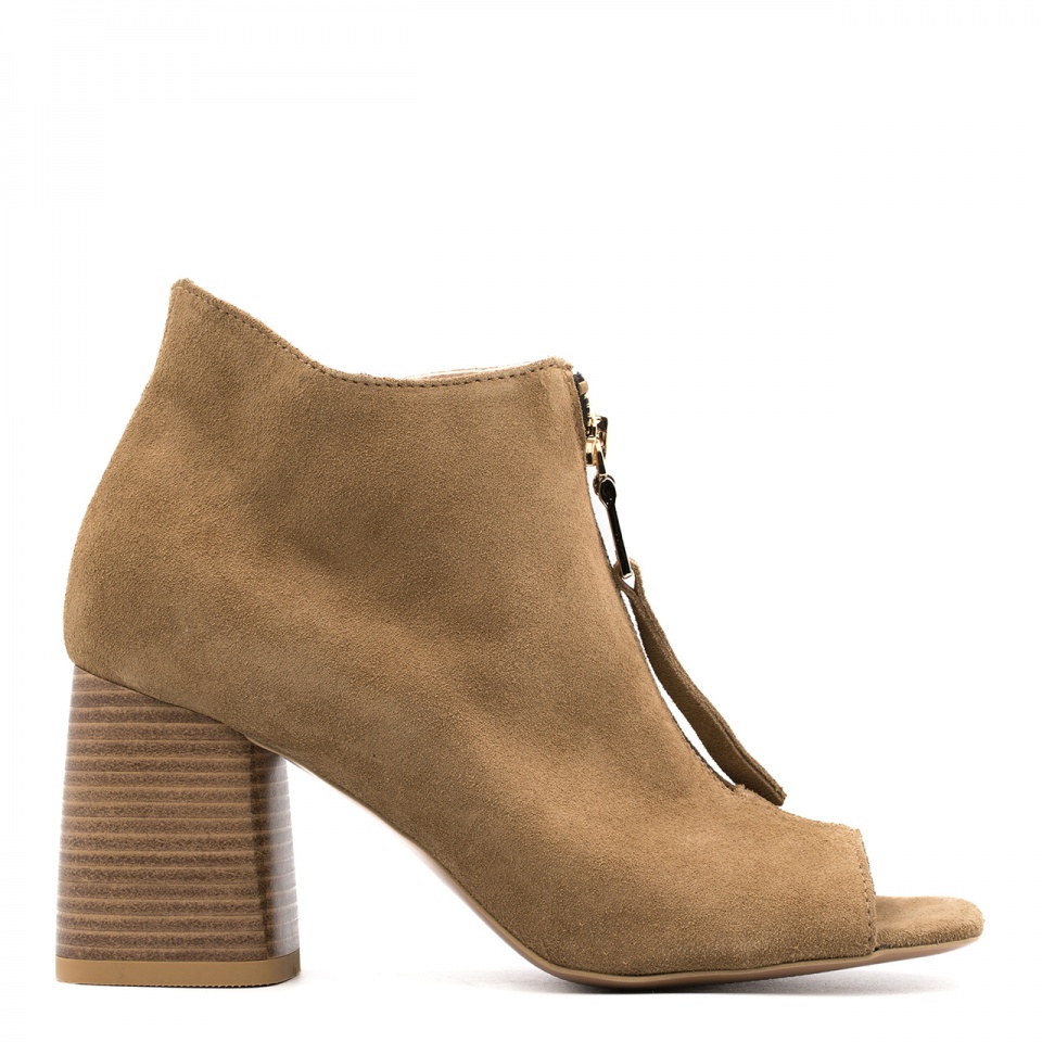 Koniakowe welurowe botki peep toe 7SM6011A