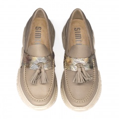 Beżowe półbuty w sportowym stylu 7SM4579A