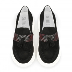 Czarne półbuty w sportowym stylu 7SM4579A