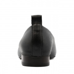 Czarne baleriny z kwadratowym noskiem 80B