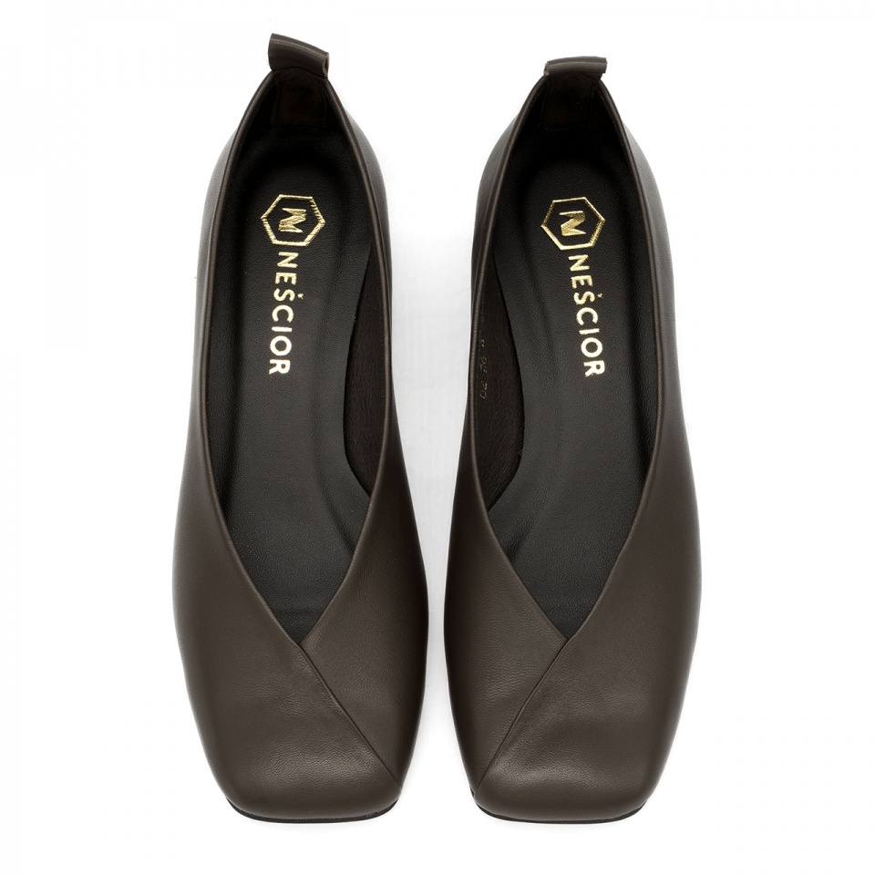 Brązowe baleriny z kwadratowym noskiem 80B