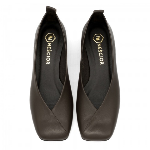 Brązowe baleriny z kwadratowym noskiem 80B