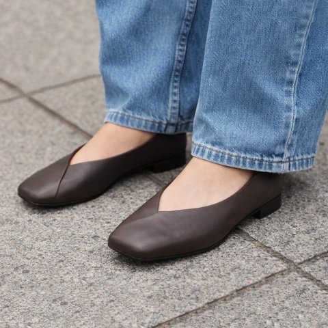 Brązowe baleriny z kwadratowym noskiem 80B