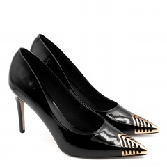 Czarne lakierowane szpilki 5AD1012