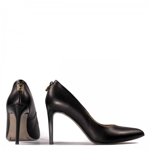 Czarne skórzane szpilki z kłódeczką na pięcie