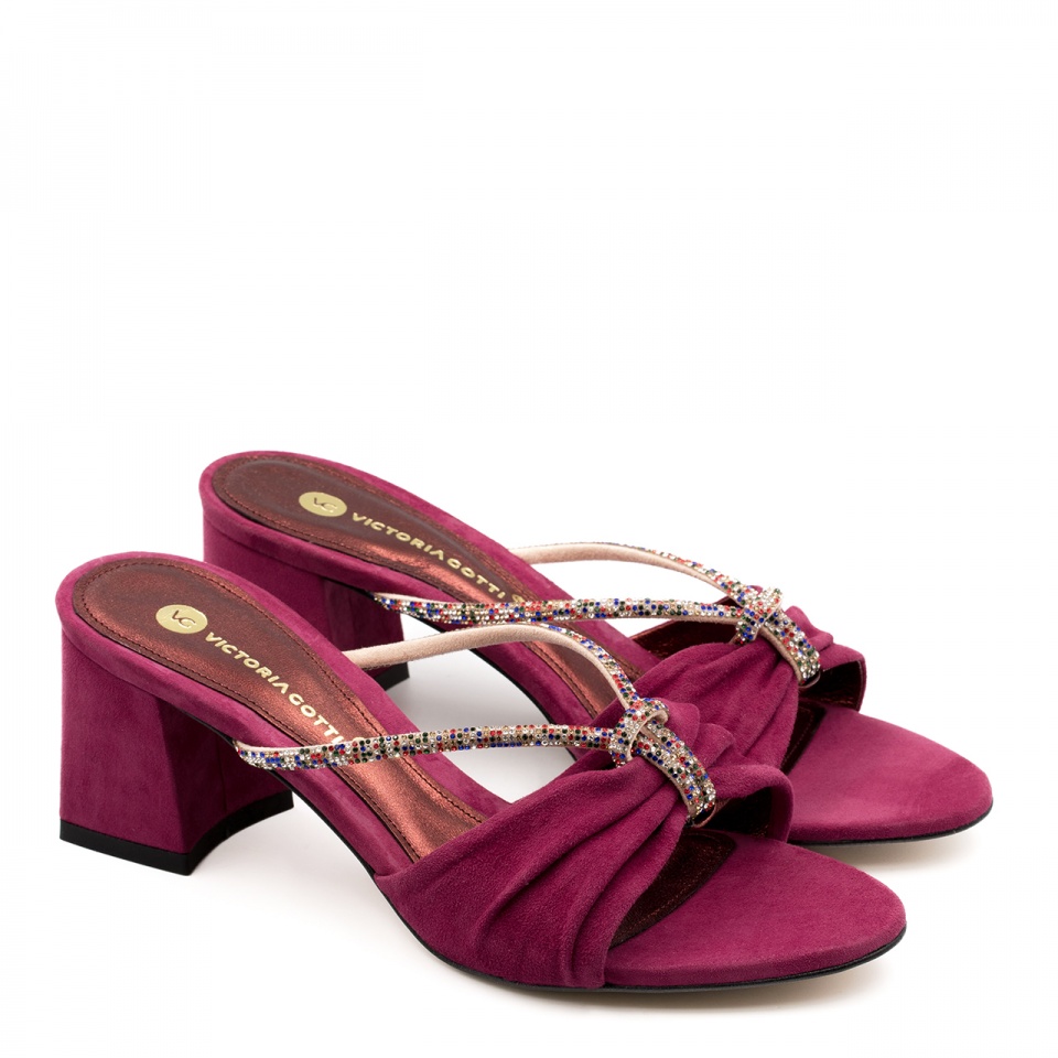 Burgundowe klapki z cyrkoniami 5AD02695324LB