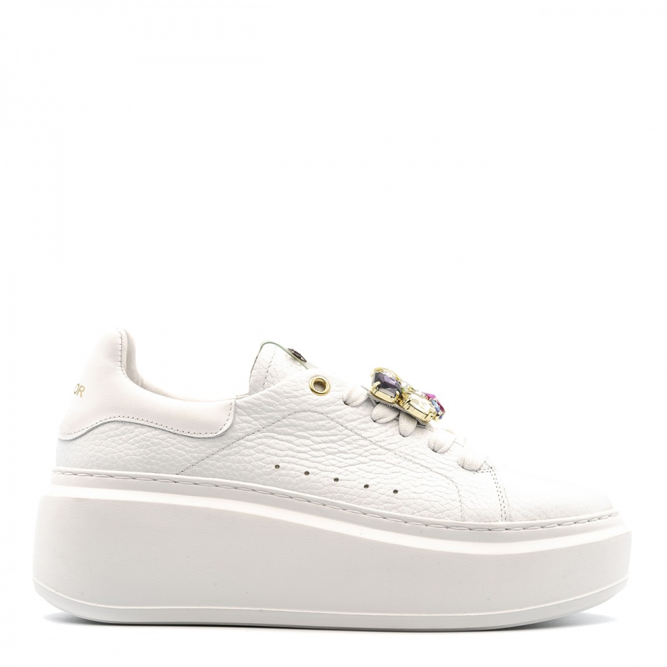 Białe sznurowane sneakersy Y237C