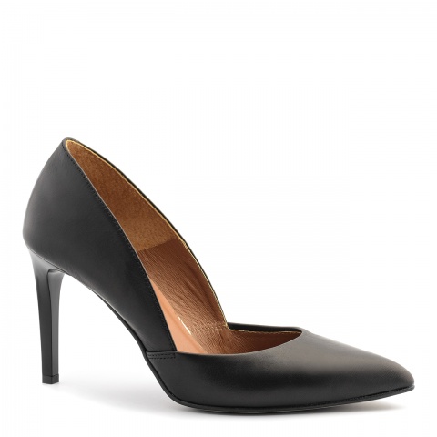 Czarne skórzane szpilki ze ściętą cholewką 92Y