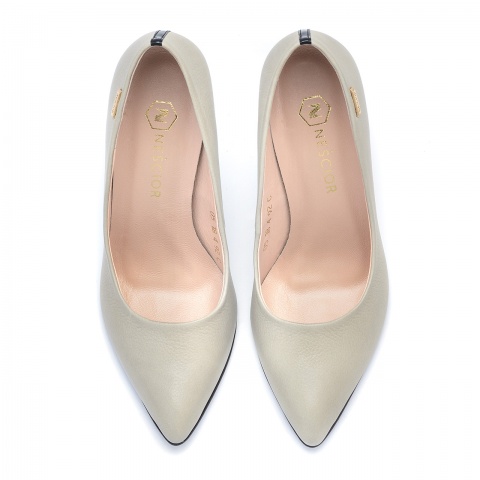 Szare skórzane szpilki na czarnym obcasie 92C1