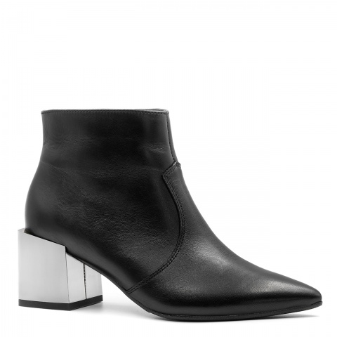 Czarne skórzane botki na lustrzanym obcasie 110R