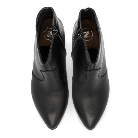 Czarne skórzane botki na lustrzanym obcasie 110R