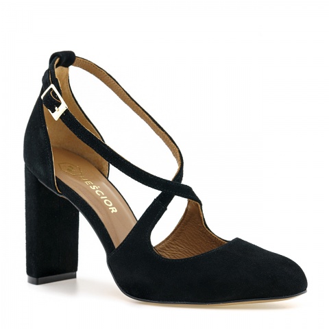 Czarne zamszowe wysokie czółenka z paseczkami 265E