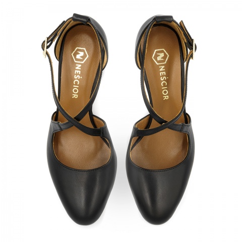 Czarne niskie czółenka z paseczkami 276E