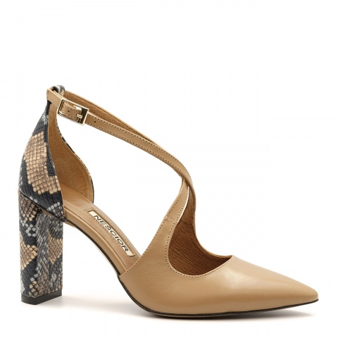 Złote skórzane czółenka ze skrzyżowanymi paseczkami 107S