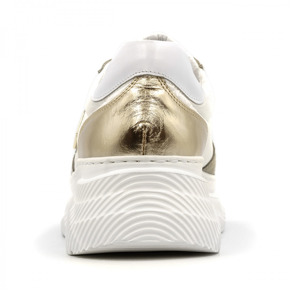 Sportowe białe sneakersy ze skórzanymi elementami 256A