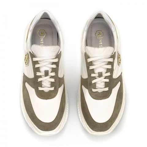 Sportowe białę sneakersy typu chunky 256A
