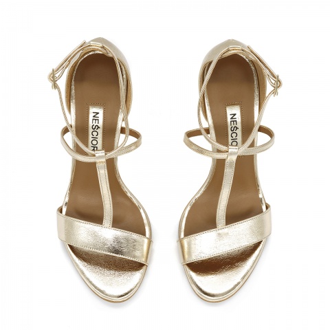 Brązowe skórzane wygodne sandały na wysokim słupku 33D