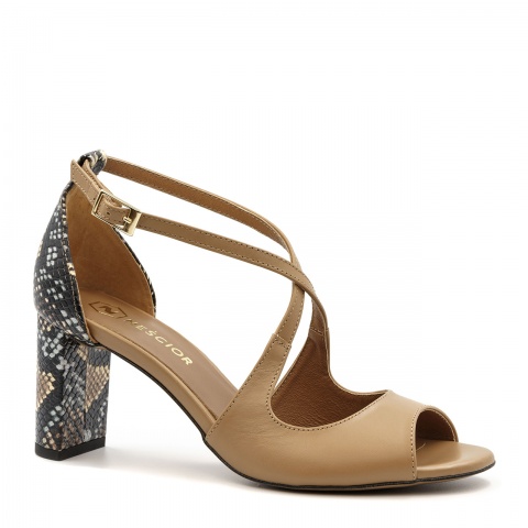 Karmelowe skórzane sandały na niskim słupku 209E